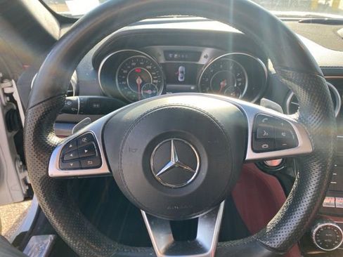 Used 2019 Mercedes-Benz SL 550 image 17