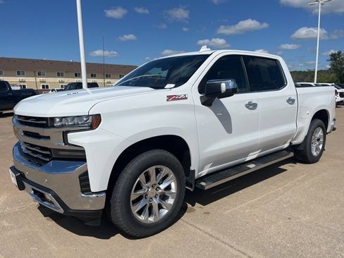 Used 2021 Chevrolet Silverado 1500 LTZ w/ LTZ Premium Package image 11