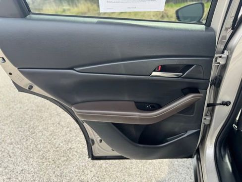 Used 2023 MAZDA CX-30 AWD 2.5 S w/ Premium Package image 12