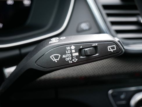 Used 2022 Audi Q5 2.0T Premium Plus image 26