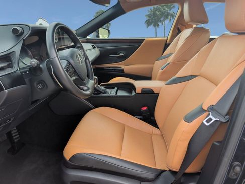 Certified 2025 Lexus ES 350 w/ Premium Package FWD image 11