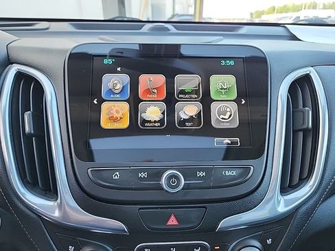 Used 2018 Chevrolet Equinox Premier AWD/4WD image 22