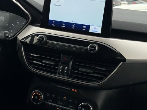 Used 2020 Ford Escape SEL image 24