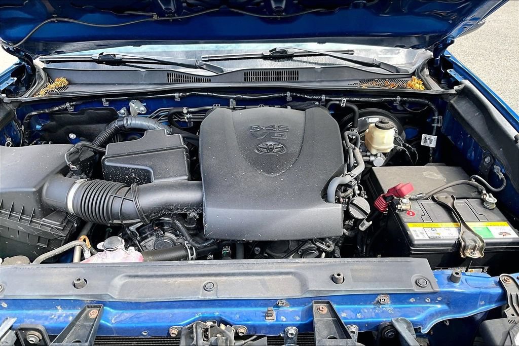 Used 2017 Toyota Tacoma Limited RWD image 9