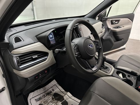 Used 2025 Subaru Forester Limited w/ Popular Package #2 image 15