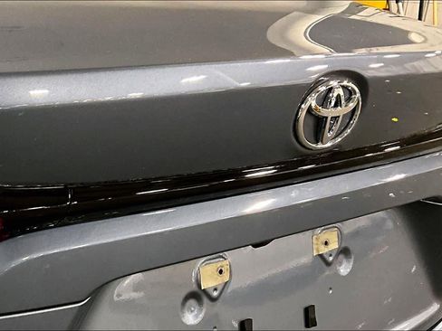 Certified 2025 Toyota Corolla LE FWD image 31