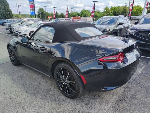 Used 2024 MAZDA MX-5 Miata Grand Touring w/ Appearance Package RWD image 6