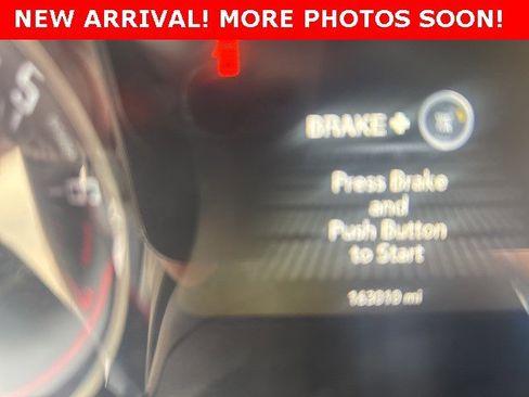 Used 2016 Dodge Challenger SXT w/ Blacktop Package image 11