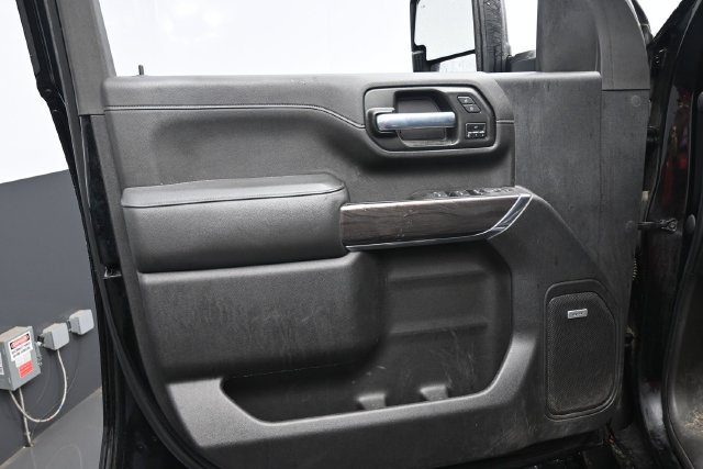 Used 2021 Chevrolet Silverado 2500 LTZ w/ LTZ Plus Package AWD/4WD image 11