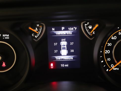 New 2025 Jeep Gladiator Sport image 10