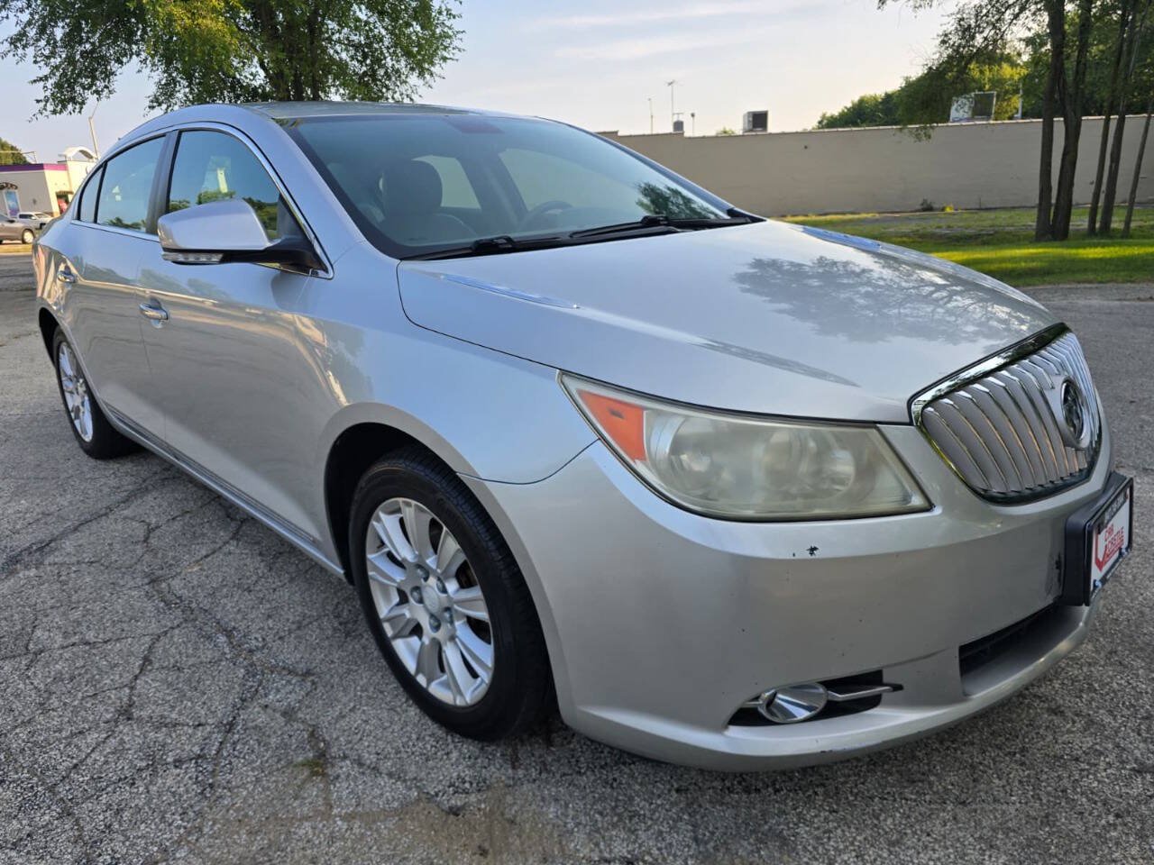 Used 2012 Buick LaCrosse Premium w/ Entertainment Package FWD image 3