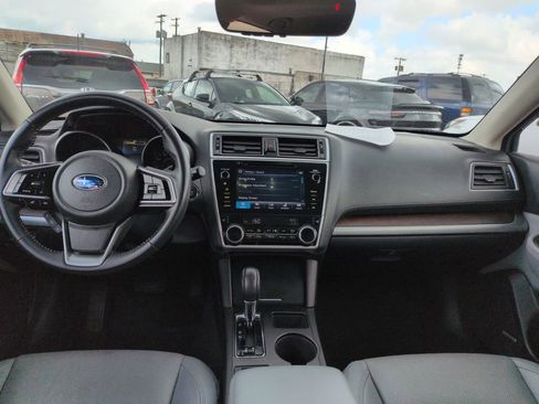 Used 2018 Subaru Outback 2.5i Limited AWD/4WD image 13