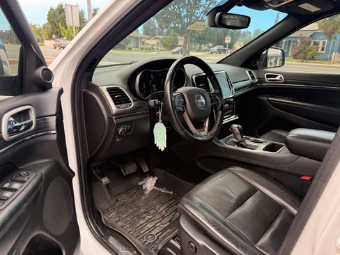 Used 2022 Jeep Grand Cherokee Limited RWD image 9