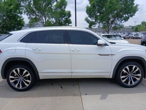 Used 2023 Volkswagen Atlas Cross Sport SEL Premium R-Line AWD/4WD image 6