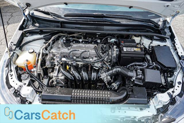 Used 2021 Toyota Corolla LE FWD image 35