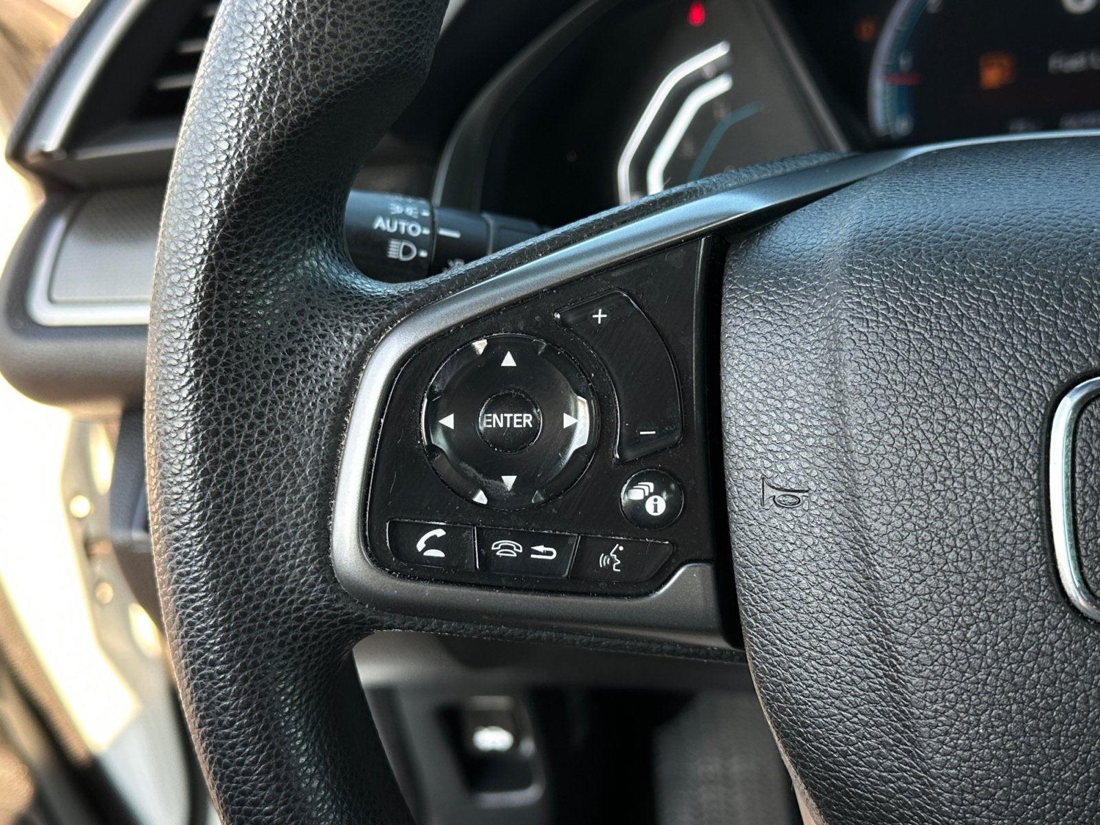 Used 2019 Honda Civic EX image 29