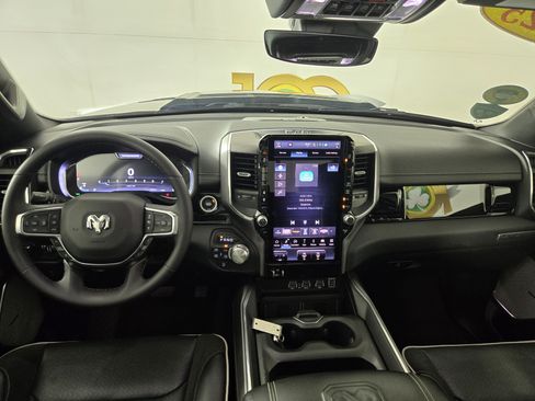 Used 2025 RAM 1500 Laramie AWD/4WD image 14