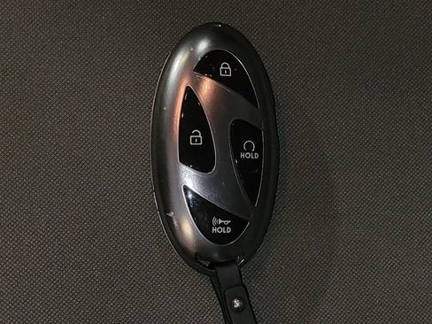 Used 2024 Hyundai Elantra SEL FWD image 32