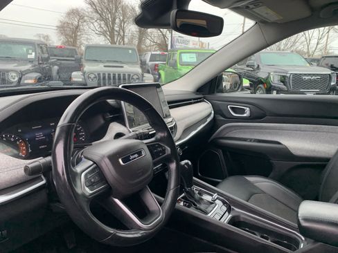 Used 2022 Jeep Compass Latitude w/ Convenience Group image 14