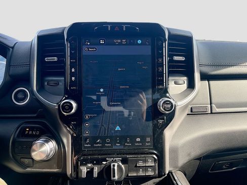 Used 2023 RAM 1500 Laramie RWD image 13