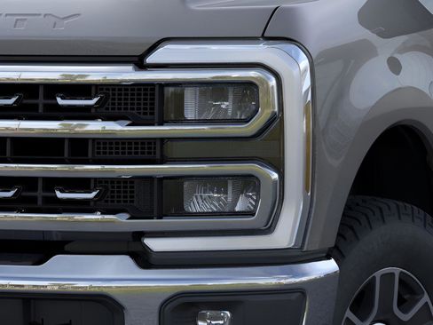 New 2026 Ford F250 Lariat w/ FX4 Off-Road Package AWD/4WD image 19