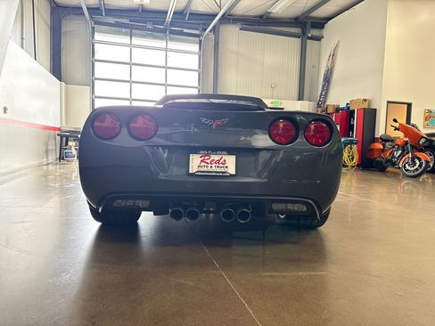 Used 2010 Chevrolet Corvette Grand Sport w/ Preferred Equipment Group image 26