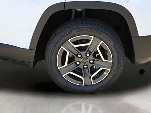 New 2026 Jeep Cherokee Laredo AWD/4WD image 9