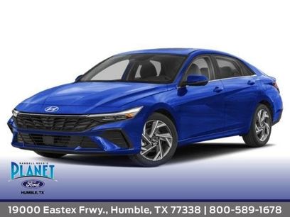 Used 2025 Hyundai Elantra Limited