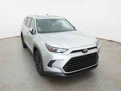 New 2026 Toyota Grand Highlander FWD image 14