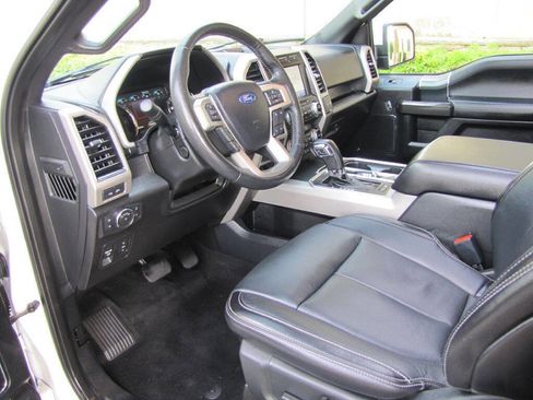 Used 2020 Ford F150 Lariat w/ Equipment Group 502A Luxury AWD/4WD image 13