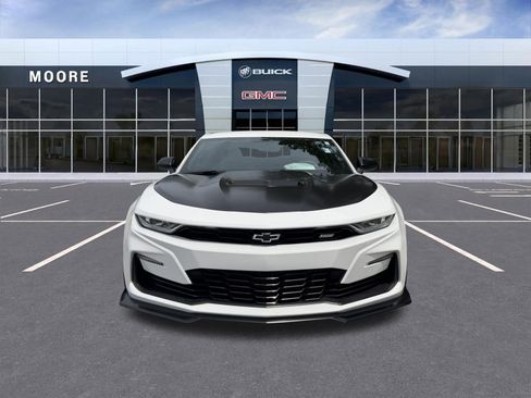 Used 2023 Chevrolet Camaro SS RWD image 8
