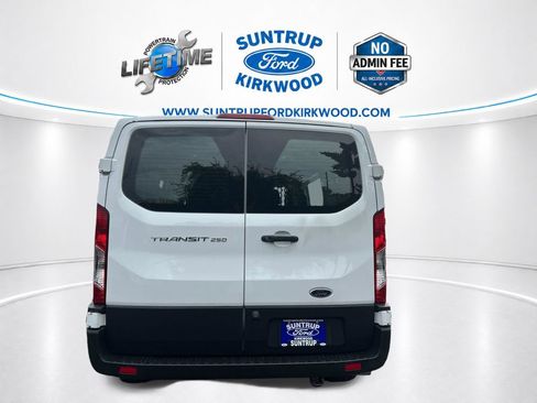 Used 2025 Ford Transit 250 Low Roof w/ Exterior Upgrade Package RWD image 4