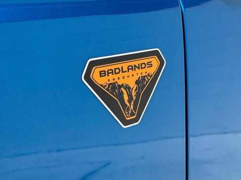 Used 2022 Ford Bronco Badlands AWD/4WD image 16