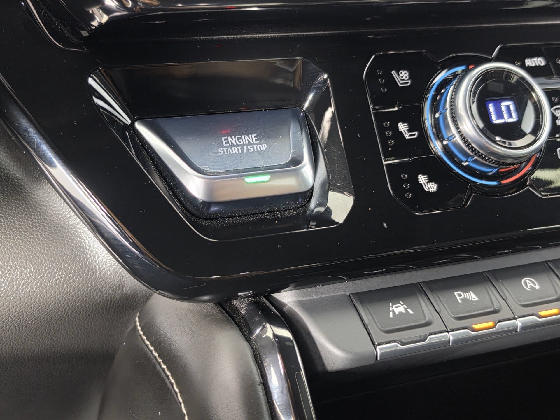 Used 2022 GMC Sierra 1500 AT4X AWD/4WD image 21