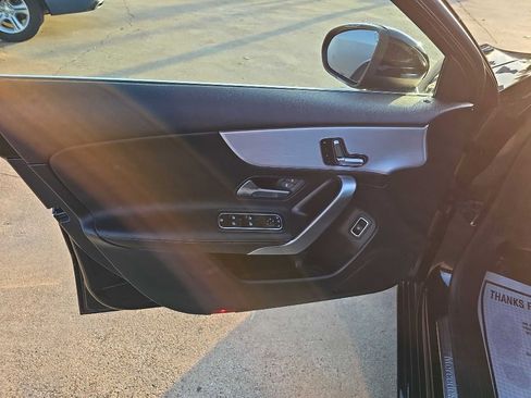Used 2021 Mercedes-Benz A 220 image 40