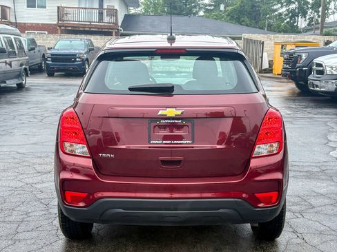 Used 2017 Chevrolet Trax LS FWD image 18