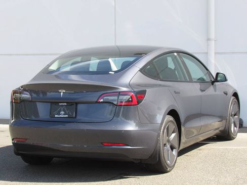 Used 2022 Tesla Model 3 RWD image 6