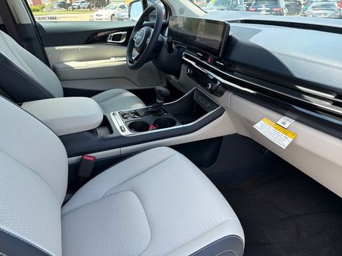New 2026 Kia Carnival SX Prestige FWD image 21