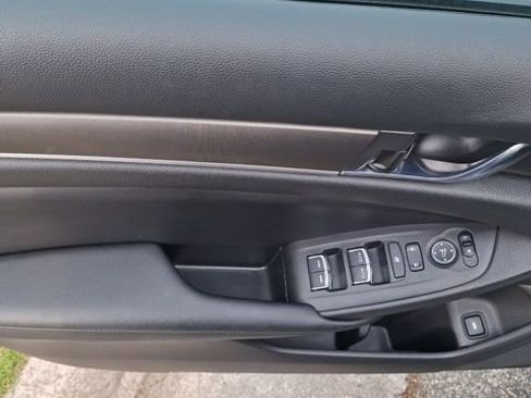 Used 2022 Honda Accord LX image 13