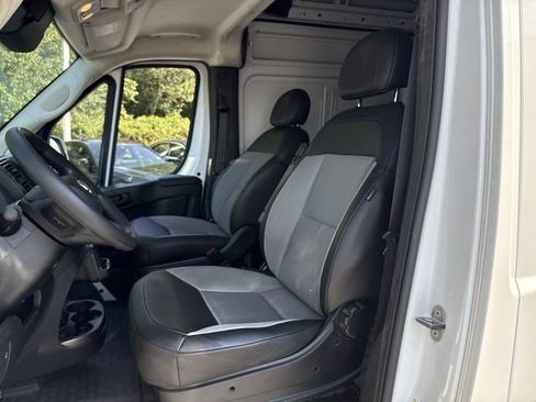 Used 2025 RAM ProMaster 3500 w/ Convenience Group FWD image 12