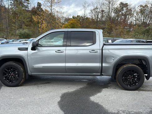 Used 2024 GMC Sierra 1500 Elevation image 7