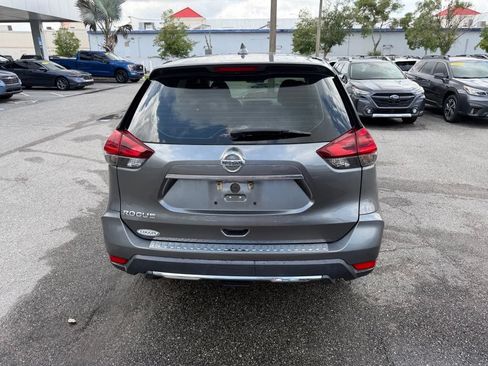 Used 2018 Nissan Rogue S FWD image 6