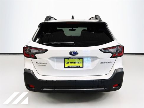 Used 2025 Subaru Outback Premium image 6