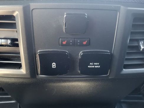 Used 2018 Ford F150 Lariat w/ Equipment Group 502A Luxury AWD/4WD image 25