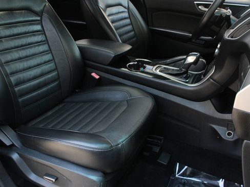 Used 2015 Ford Edge SEL w/ Equipment Group 201A AWD/4WD image 25