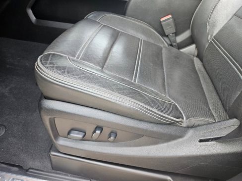 Used 2019 GMC Sierra 2500 Denali w/ Duramax Plus Package image 15