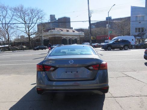 Used 2021 Nissan Altima 2.5 S FWD image 8