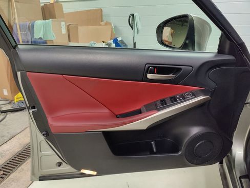 Used 2019 Lexus IS 300 F Sport w/ F Sport Package image 22