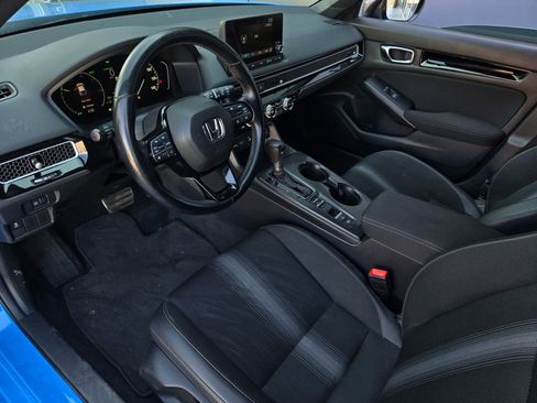 Used 2025 Honda Civic Sport image 10