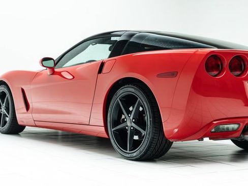 Used 2013 Chevrolet Corvette Coupe w/ Battery Protection Package RWD image 18
